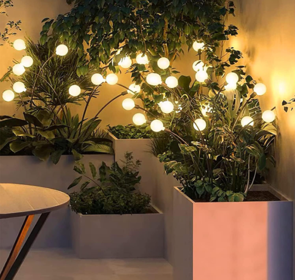 8 LED Solar Garden Light - Image 3