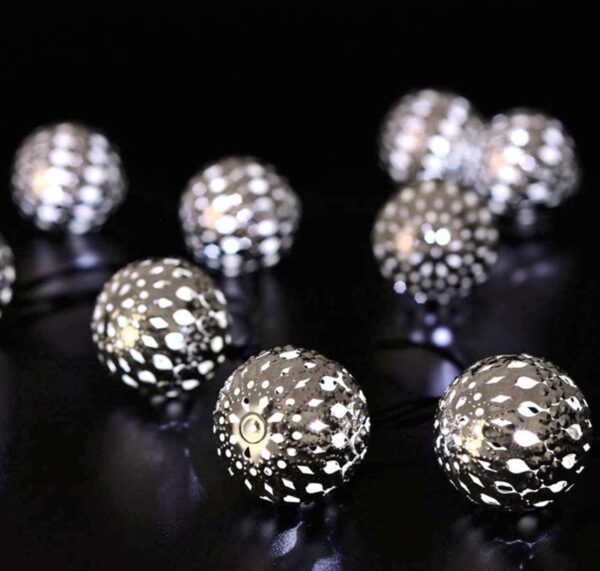 10 big Silver metal Ball with White LED Lights - Image 6